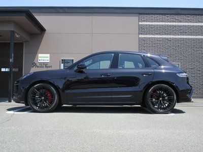 PORSCHE MACAN - 6