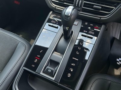 صورة مصغرة 29 لـ 2023 Porsche MACAN