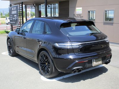 PORSCHE MACAN - 7