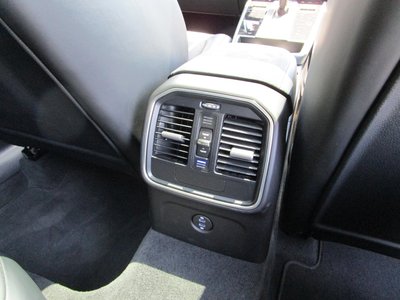صورة مصغرة 40 لـ 2023 Porsche MACAN