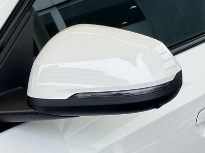 2025 BMW X1 — миниатюра 16