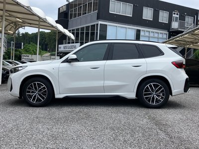 2025 BMW X1 photo 7