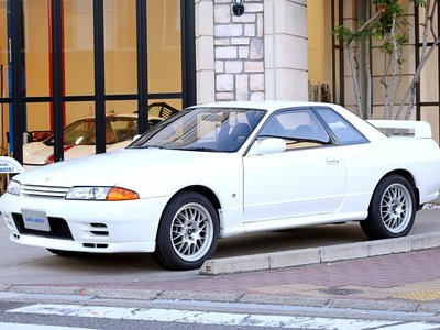 NISSAN SKYLINE GT-R