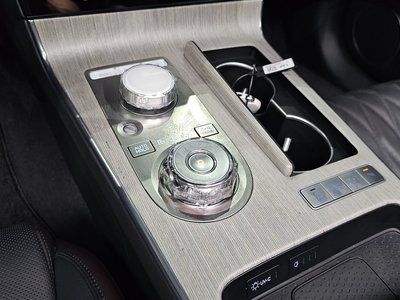 GENESIS G80 (RG3) - 9