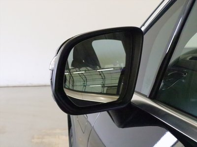 MERCEDES-BENZ EQE - 6