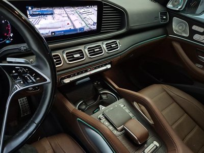MERCEDES-BENZ GLS - 9