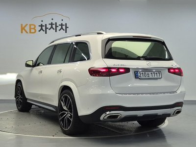 MERCEDES-BENZ GLS - 5