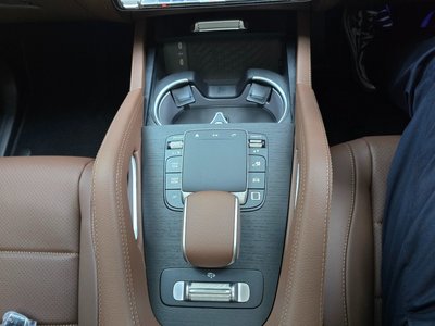 2026 Mercedes-BENZ GLE thumbnail 12
