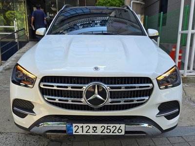 2026 Mercedes-BENZ GLE 照片 1