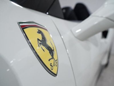 صورة مصغرة 15 لـ 2017 Ferrari 488 SPIDER