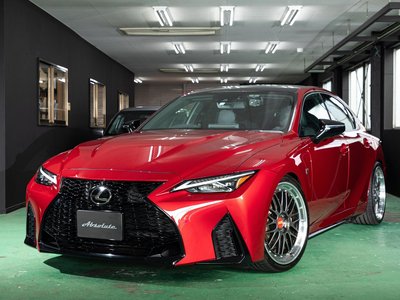 LEXUS IS - 1