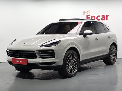 PORSCHE CAYENNE - 1
