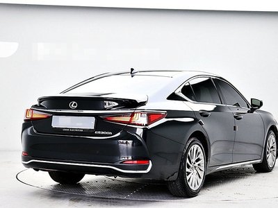 LEXUS ES - 2