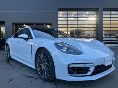PORSCHE PANAMERA - 3