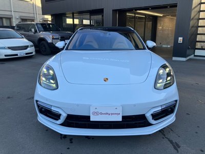 PORSCHE PANAMERA - 10