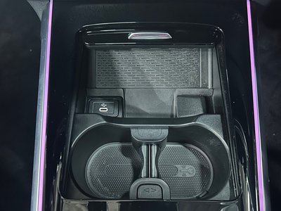 2024 Mercedes-BENZ GLB — миниатюра 20