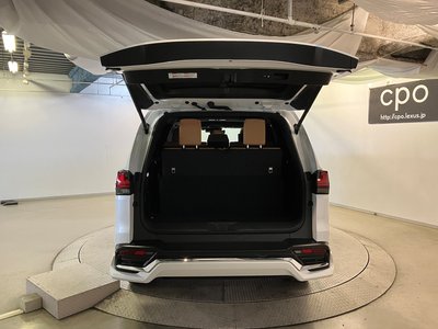 صورة مصغرة 32 لـ 2025 Lexus LX