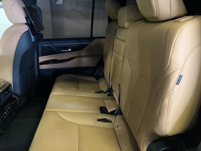 صورة مصغرة 13 لـ 2025 Lexus LX