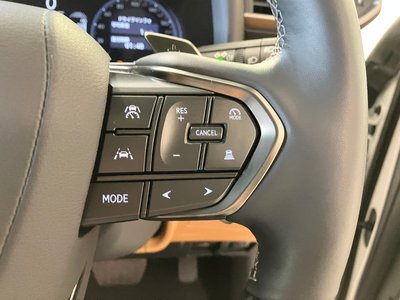 صورة مصغرة 20 لـ 2025 Lexus LX