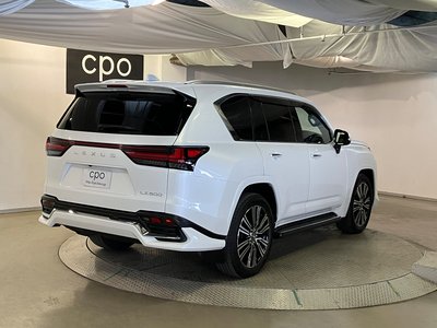 صورة 8 لـ 2025 Lexus LX