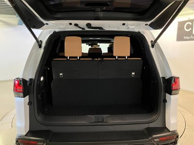 صورة مصغرة 31 لـ 2025 Lexus LX