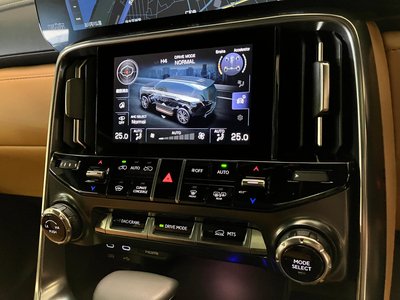 صورة مصغرة 26 لـ 2025 Lexus LX