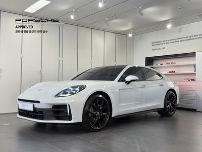 PORSCHE PANAMERA - 1