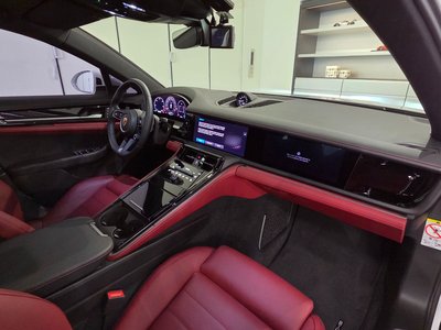 PORSCHE PANAMERA - 9