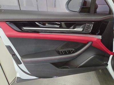 PORSCHE PANAMERA - 10