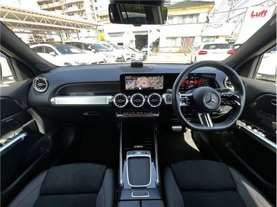 MERCEDES-BENZ GLB - 3