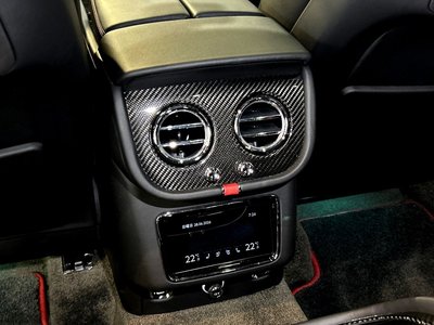 2021 Bentley BENTAYGA thumbnail 16