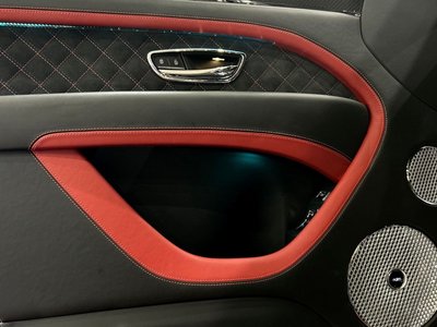 2021 Bentley BENTAYGA thumbnail 13