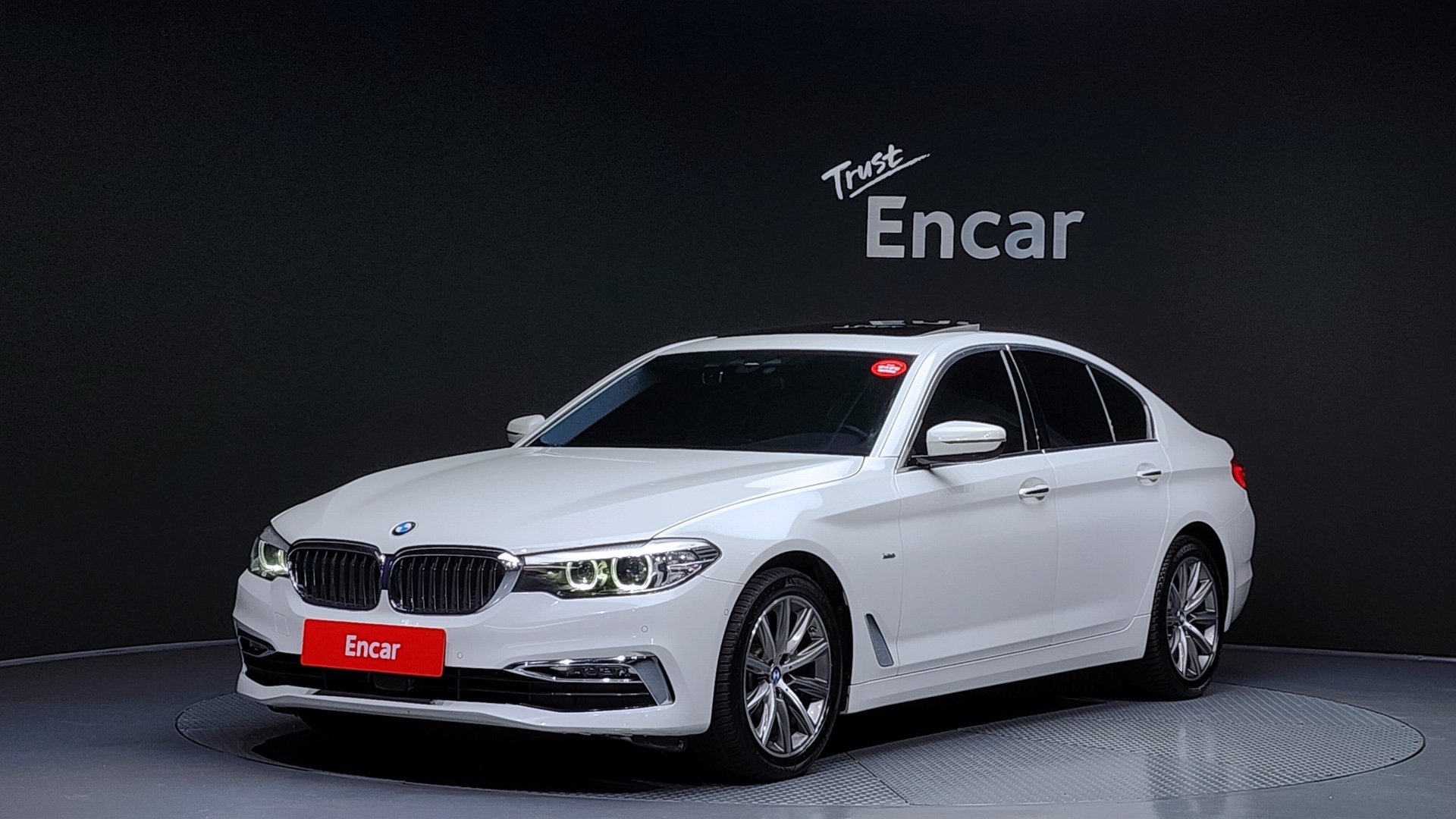 BMW 5 SERIES - View 1