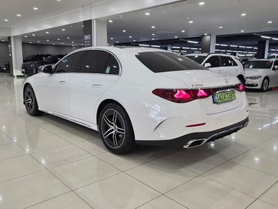 MERCEDES-BENZ E-CLASS - 5
