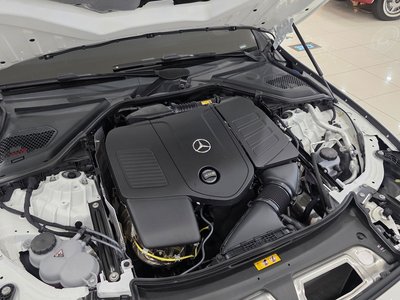 MERCEDES-BENZ E-CLASS - 7