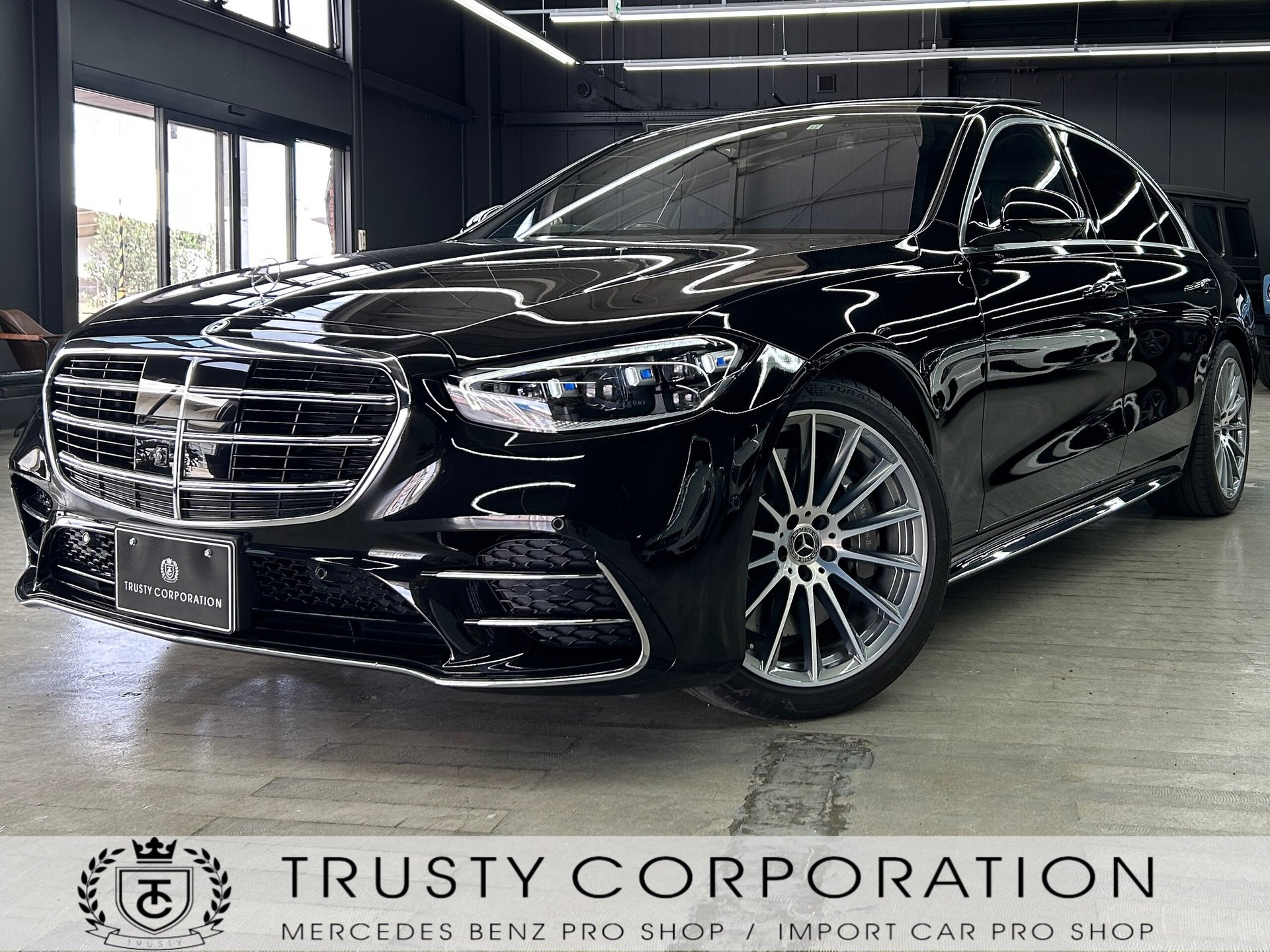 MERCEDES-BENZ S-CLASS - View 1