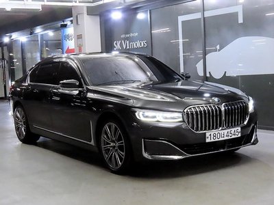 BMW 7 SERIES