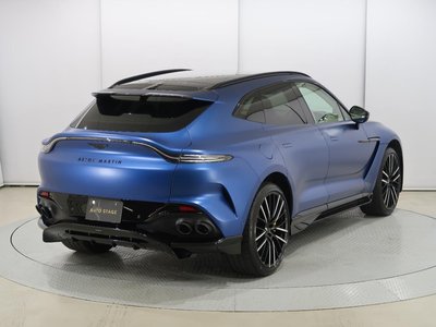 صورة 11 لـ 2023 Aston Martin DBX