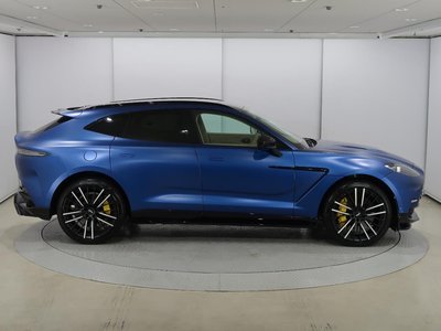 صورة 7 لـ 2023 Aston Martin DBX