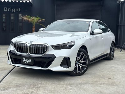 2025 BMW 5 SERIES 缩略图 44