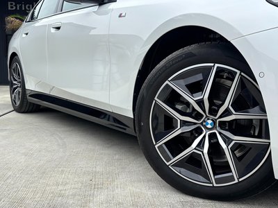 2025 BMW 5 SERIES 缩略图 43