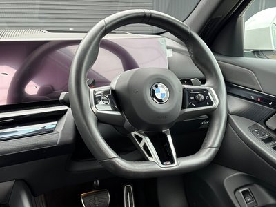 2025 BMW 5 SERIES 照片 8