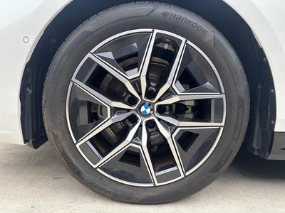 2025 BMW 5 SERIES 缩略图 60