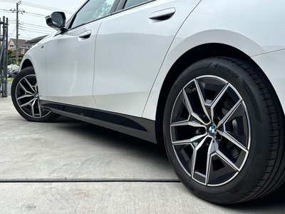 2025 BMW 5 SERIES 缩略图 58