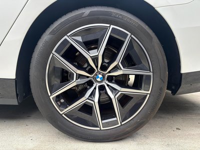 2025 BMW 5 SERIES 缩略图 62