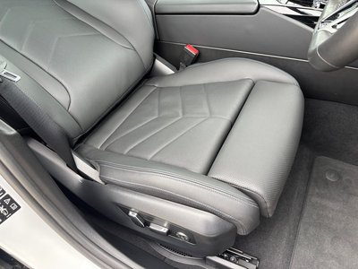 2025 BMW 5 SERIES 缩略图 22