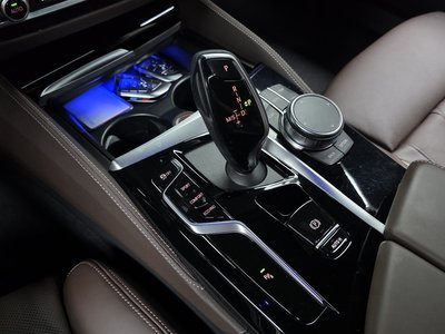 2022 BMW 5 SERIES — миниатюра 12