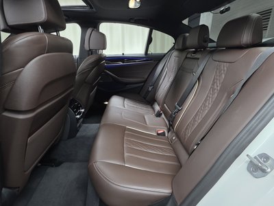 2022 BMW 5 SERIES — миниатюра 18
