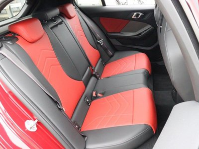 صورة مصغرة 17 لـ 2026 BMW 1 SERIES