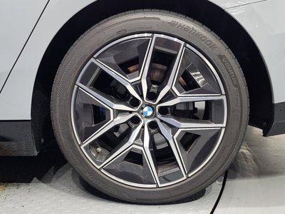 صورة 8 لـ 2024 BMW 5 SERIES